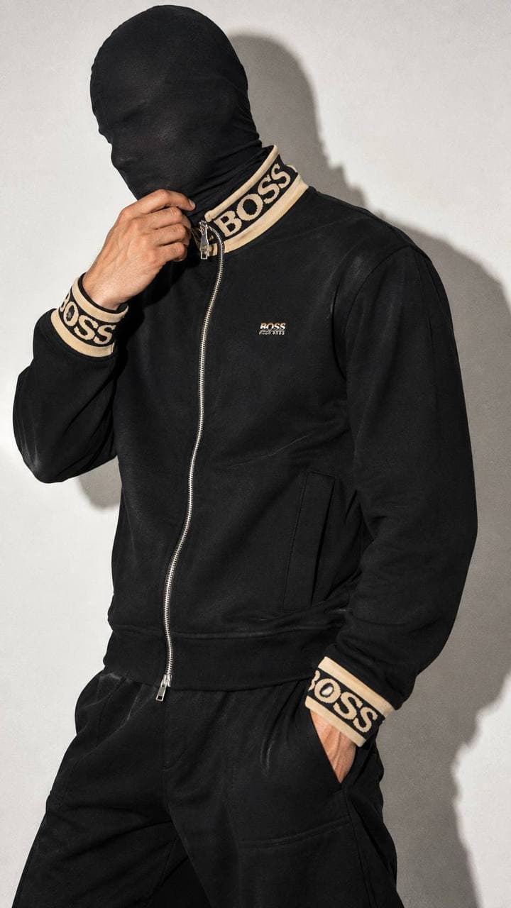 Logo-Tape Collar Zip Jacket in Black
