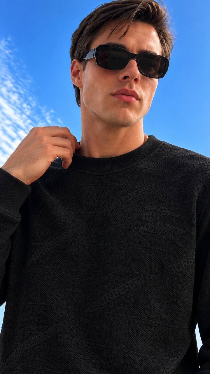 Embossed Script Crew Sweatshirt in Black