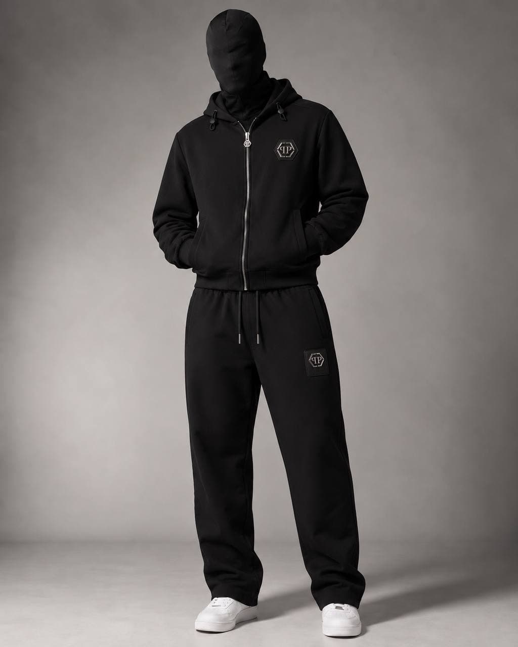 Hexagon Badge Tracksuit Set in Black