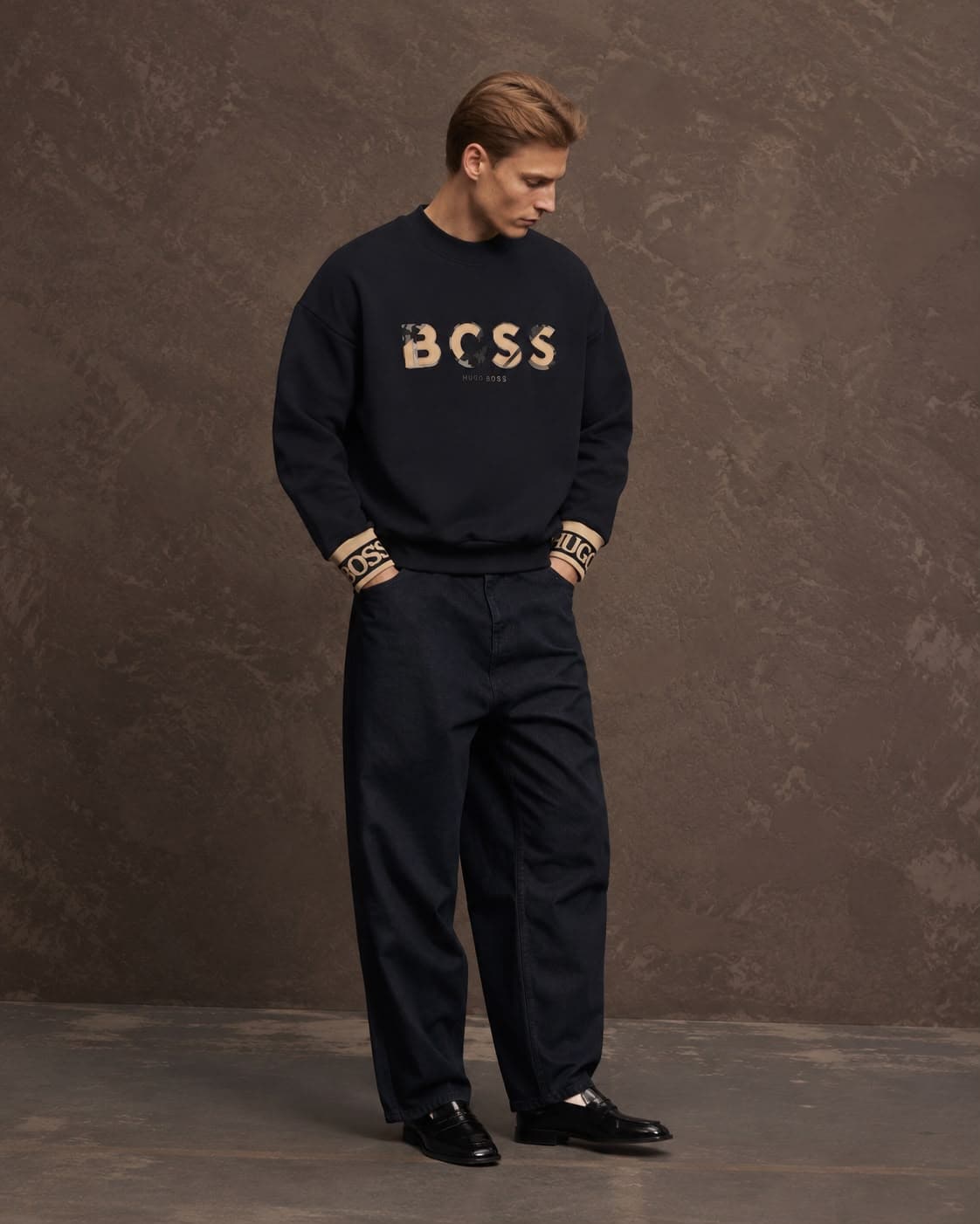 Gold Lettering Crew Sweatshirt in Black, photo 2